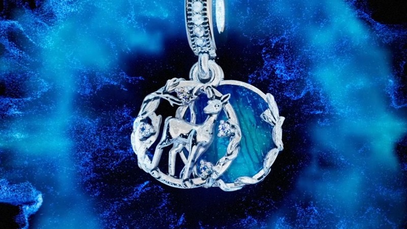 La collection Harry Potter x Pandora : bijoux et charms pour moldus